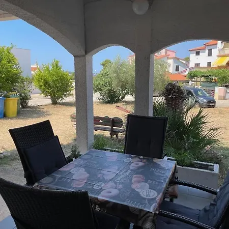 Apartment Apartman Olive *